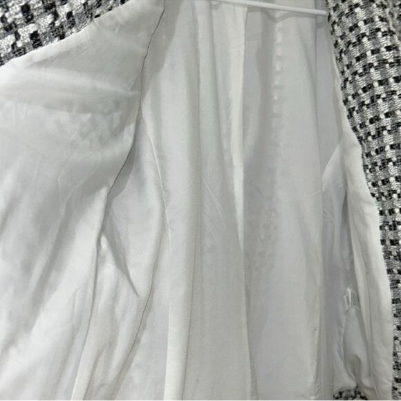 Rachel Zoe Black and White Tweed Blazer(Size Small) - Picture 7 of 9